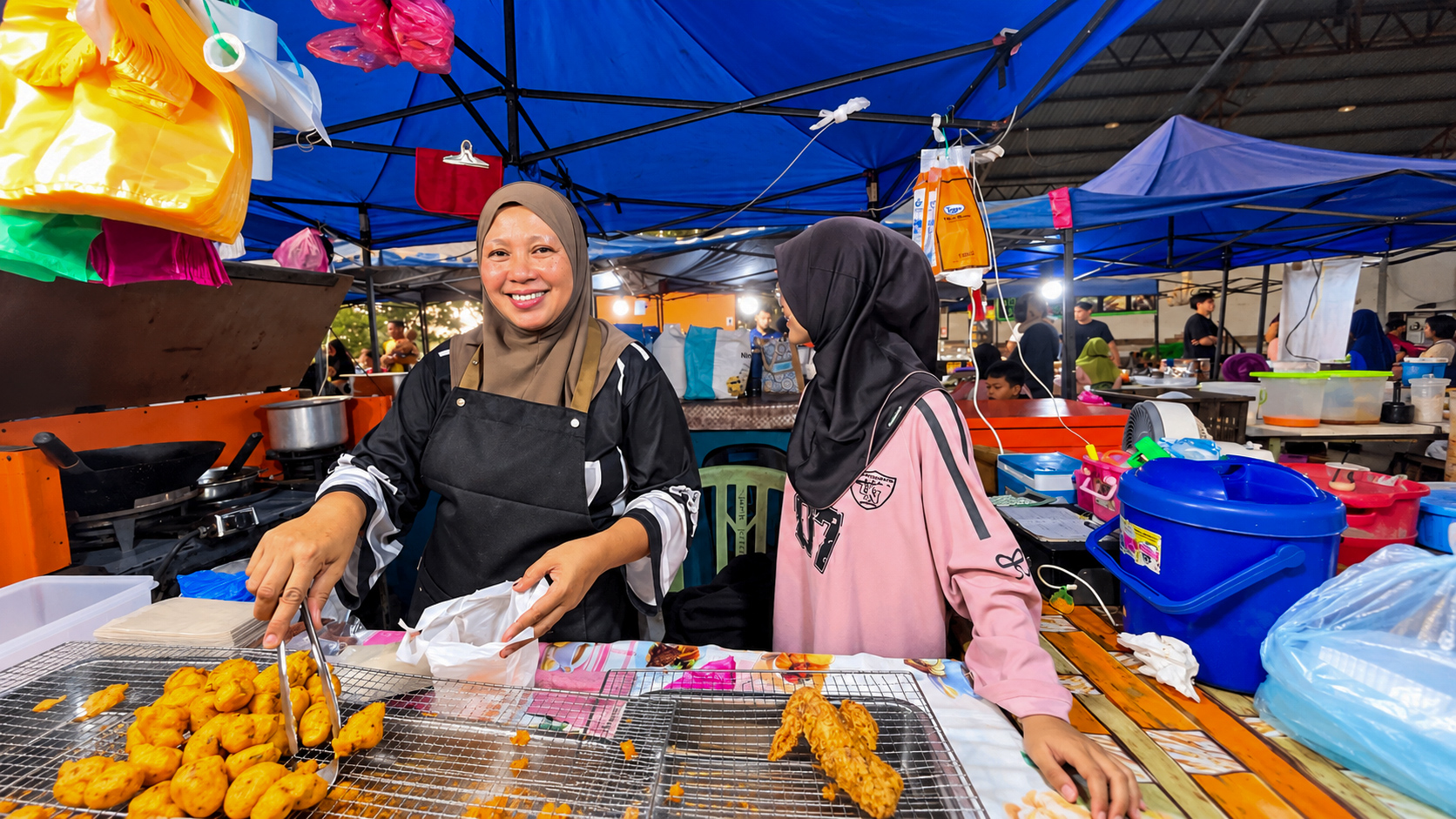 NEKMA’ KITCHEN BINA PERNIAGAAN SEJAK 2012, ODEN 13 JENIS JADI TARIKAN DI KABONG