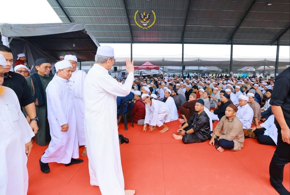 Imej custom artikel DI ANTARA RIBUAN JEMAAH, IJTIMAK ZON SARAWAK BERAKHIR DI KUCHING