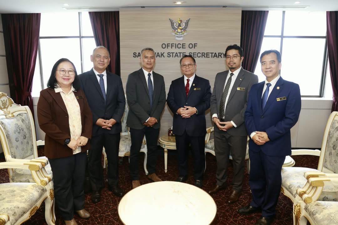 SARAWAK DAN AKPS PERKUKUH PENYELARASAN KESELAMATAN SEMPADAN