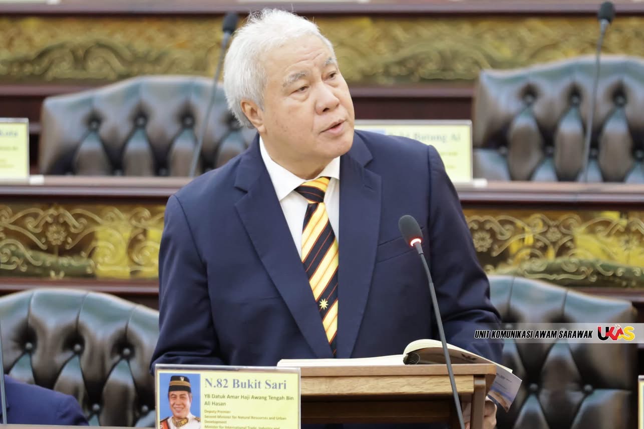 SARAWAK KEKALKAN 7.64 JUTA HEKTAR LITUPAN HUTAN, TERBESAR DI MALAYSIA SEBAGAI KOMITMEN PEMULIHARAAN ALAM SEKITAR
