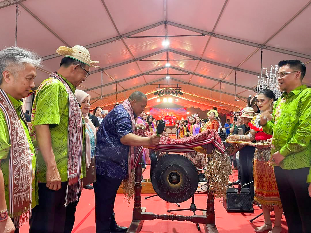 SARAWAK DIJANGKA TERIMA LEBIH EMPAT JUTA PELANCONG TAHUN INI, SEKTOR PELANCONGAN KEKAL BERDAYA TAHAN